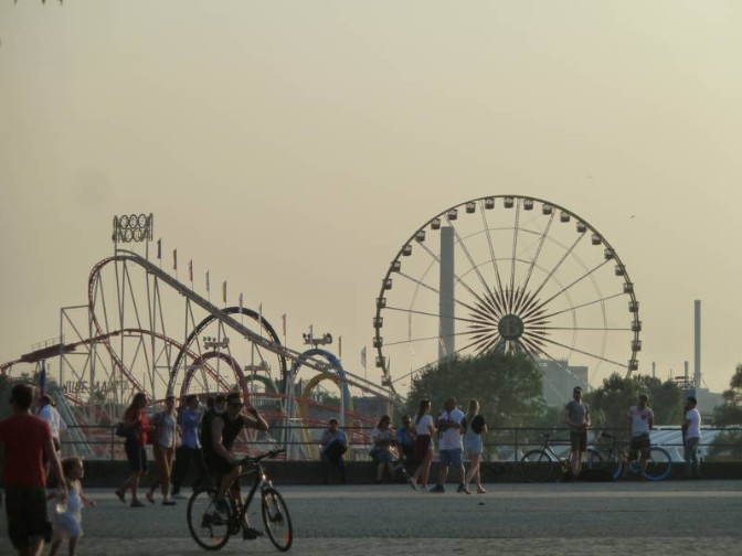 Düsseldorf die längste Theke der Welt